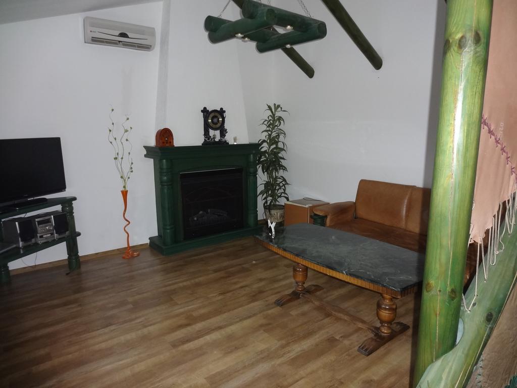 Hotel Okolitsa Kosovshchina Pokoj fotografie